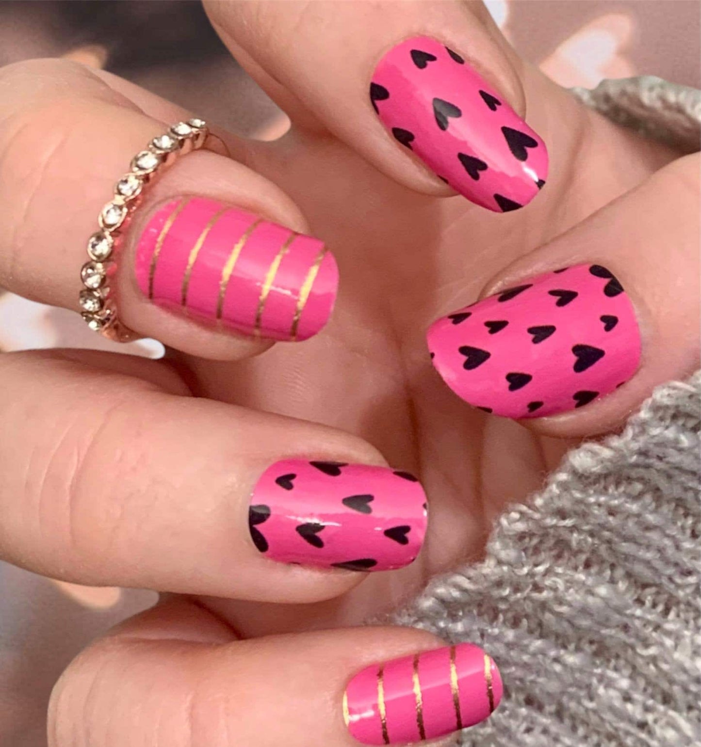 Hearts and Stripes - Nail Polish Wrap - Nail Polish Sticker - Nail Art - Nail Wrap